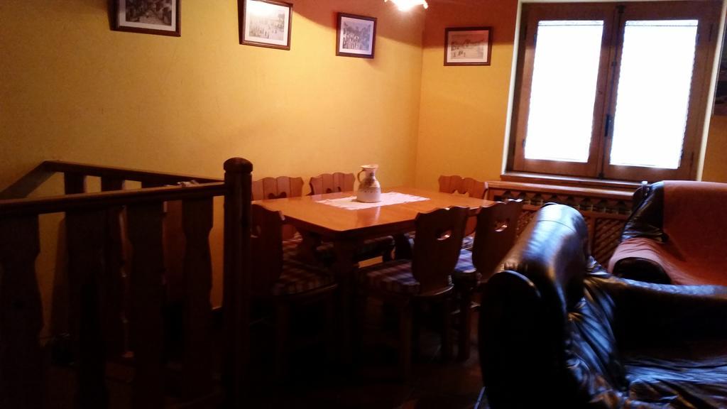 Гостевой дом Casa Rural El Casillo Del Abuelo Goyo Наварредонда-де-Гредос Экстерьер фото